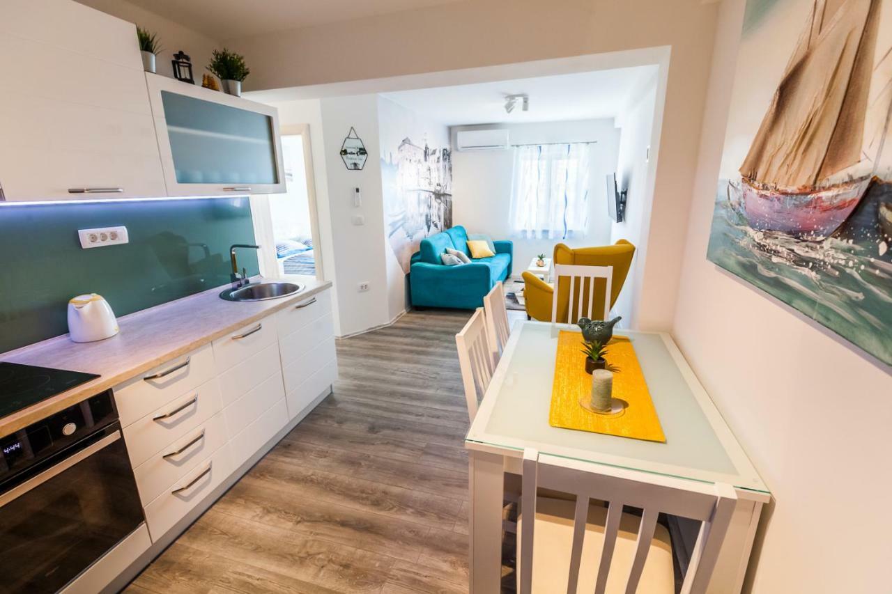 Apartments Mb Kaštela Eksteriør bilde