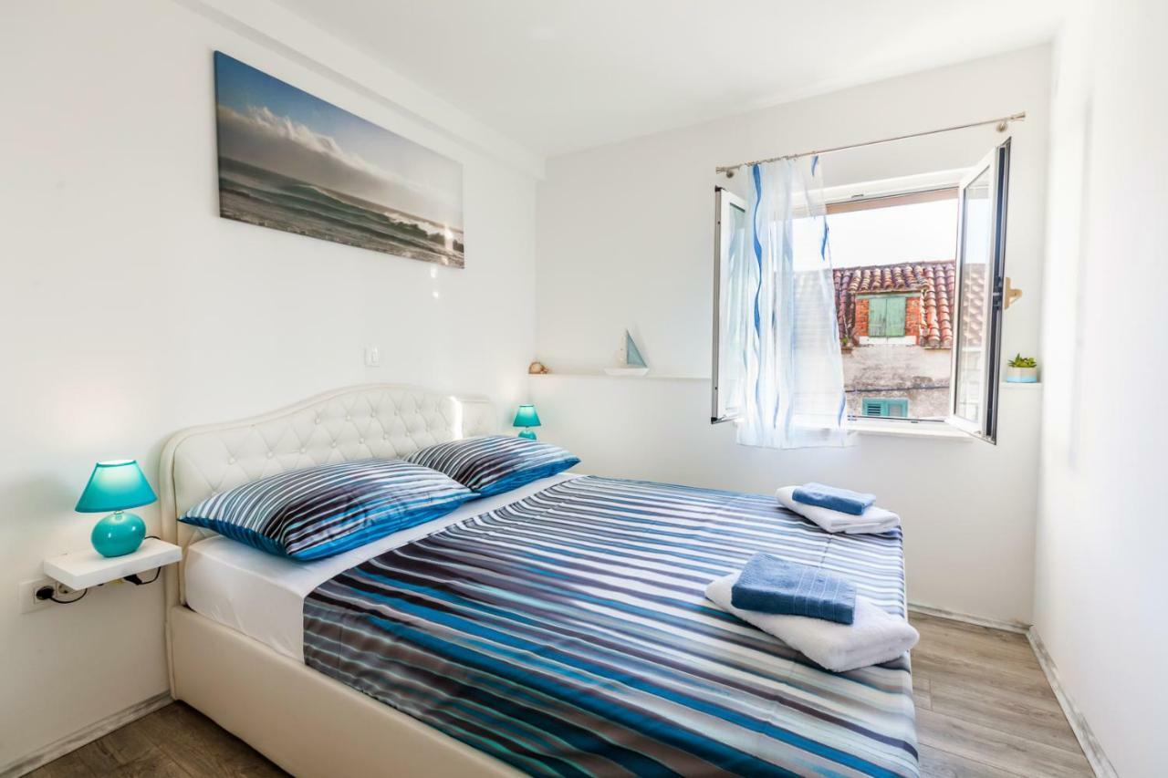 Apartments Mb Kaštela Eksteriør bilde